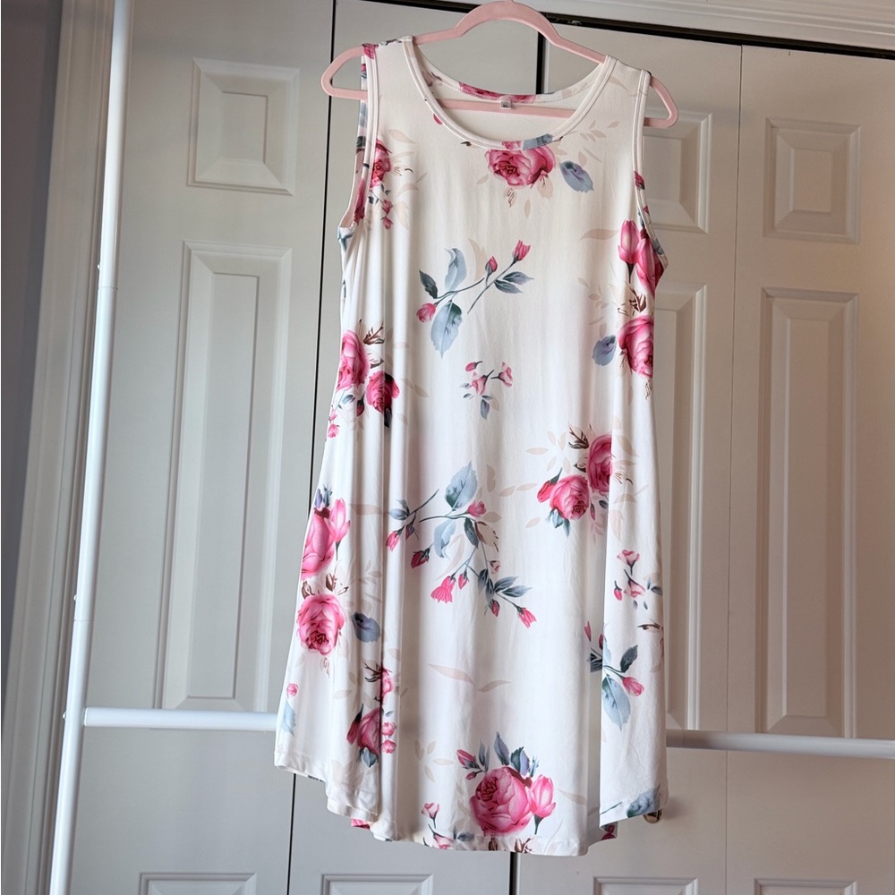 Floral Sleeveless Dress - White and Pink